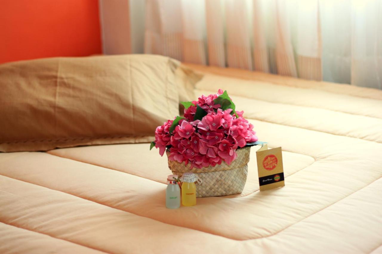 Roemah 28 Syariah Hotel Medan Eksteriør billede