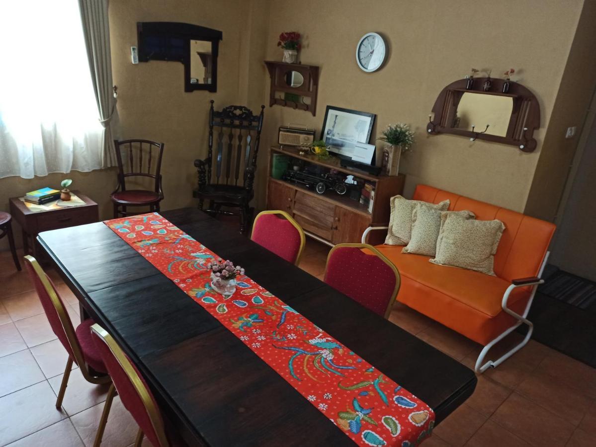 Roemah 28 Syariah Hotel Medan Eksteriør billede