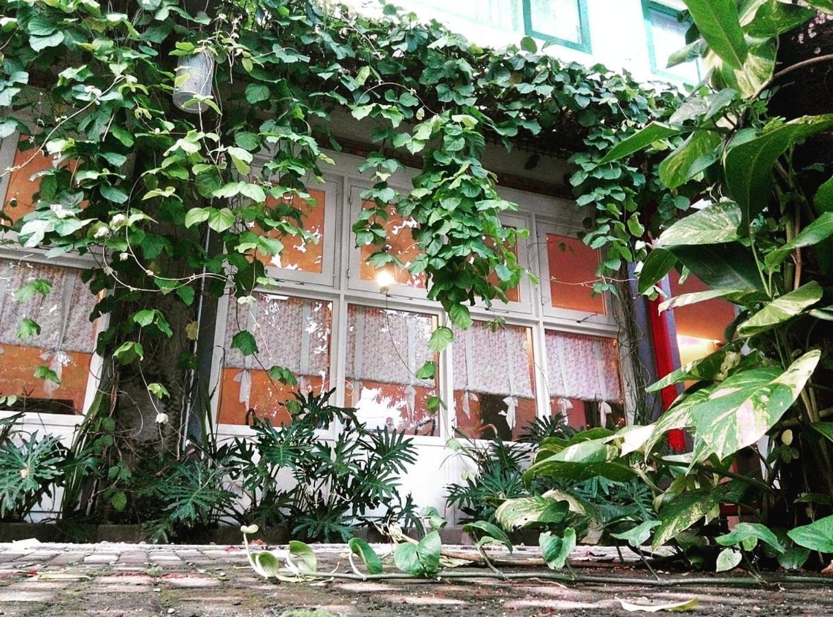 Roemah 28 Syariah Hotel Medan Eksteriør billede