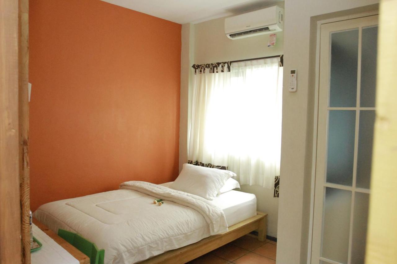 Roemah 28 Syariah Hotel Medan Eksteriør billede